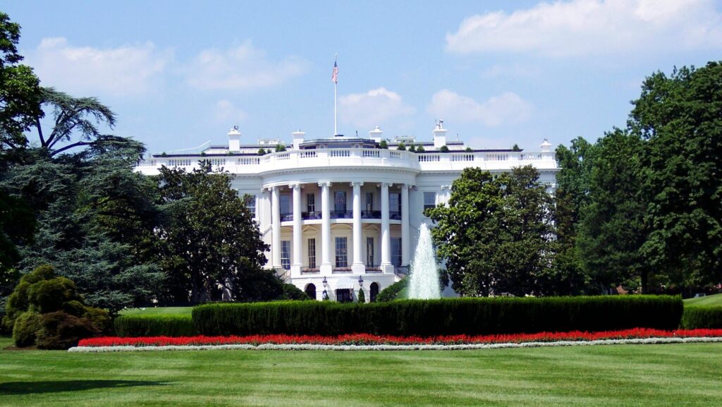 New tax bill delivers advantages for wealthy individuals