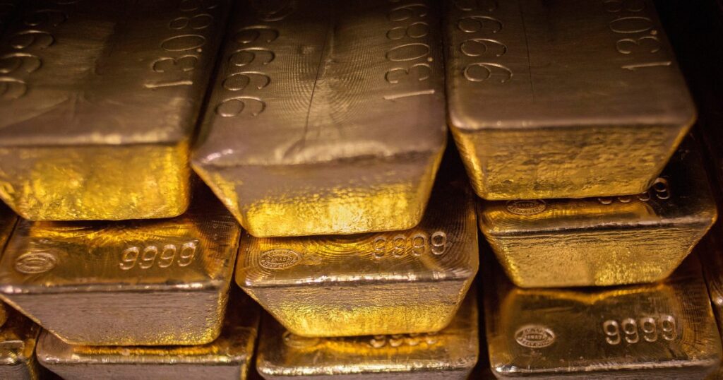 Gold prices soar to new heights: what's driving the surge?