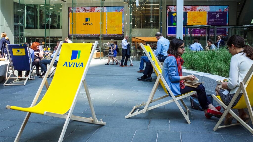 Aviva shifts pension savings towards private markets