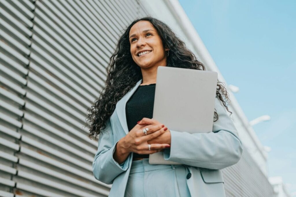 Empowering women: a guide for financial advisers