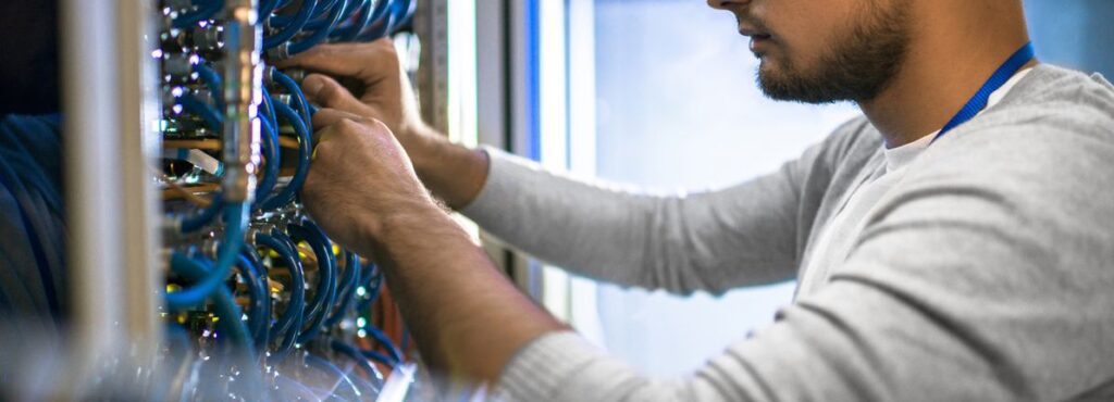 Leveraging ai: dxc's path to competitive advantage in insurance and