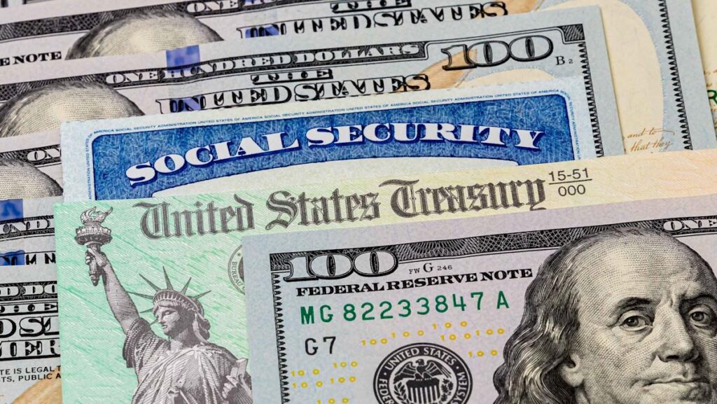 Navigating Social Security Payments: Balancing Debt and Retirement Savings Navigating social security payments: balancing debt and retirement savings