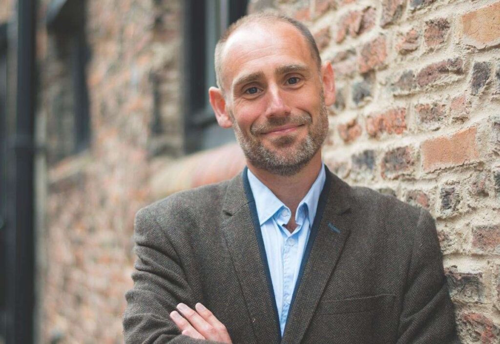 Navigating uncertainty: a finance broker's guide for businesses in king’s