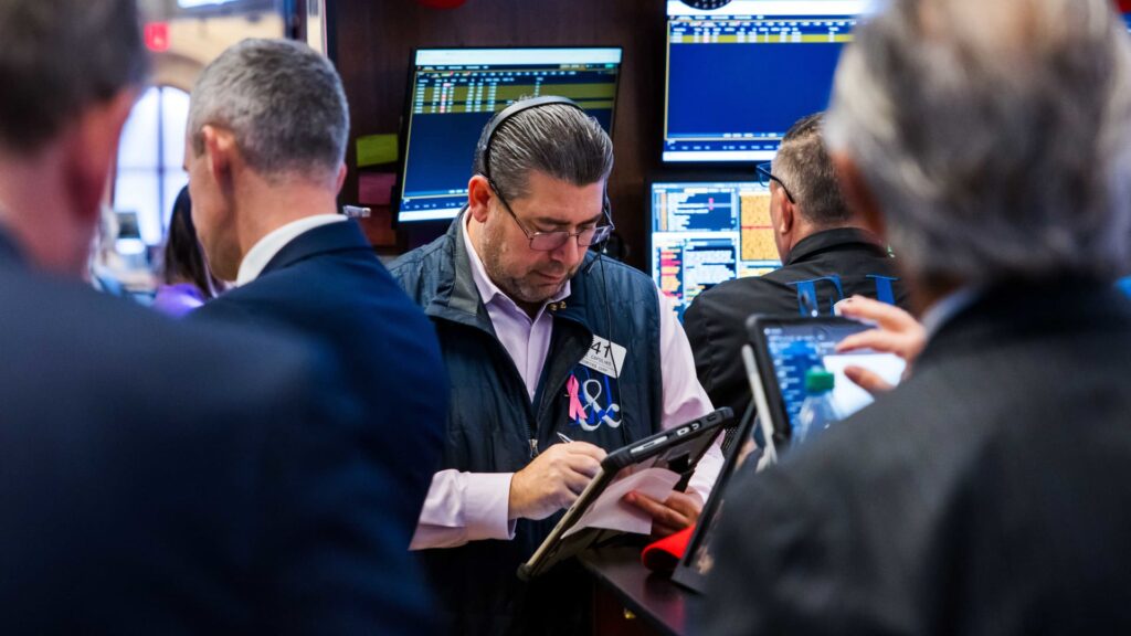 S&P 500 Hits New High as Elite Bull Market Roars Back S&p 500 hits new high as elite bull market roars