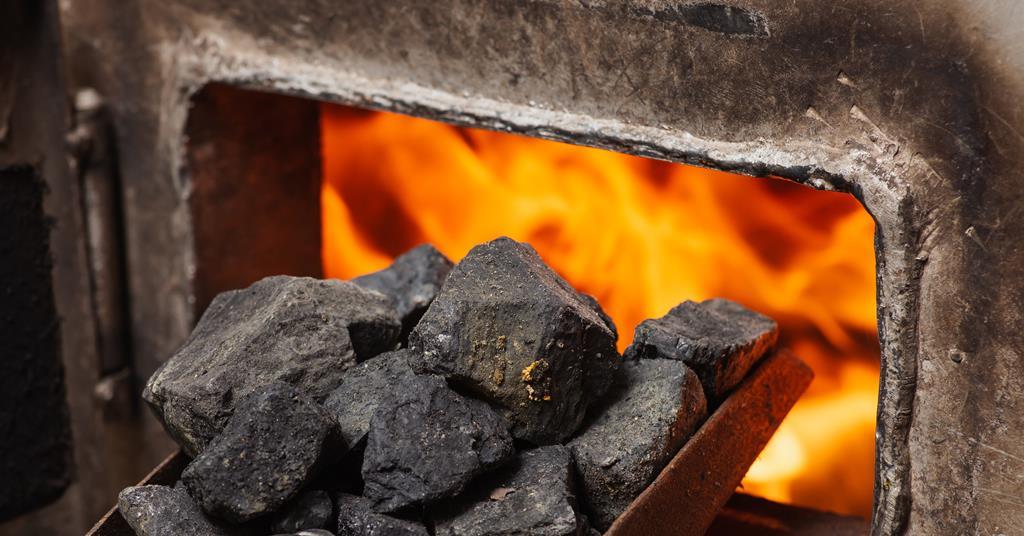 Lloyd’s Faces Pressure to Divest from Fossil Fuels Lloyd’s faces pressure to divest from fossil fuels